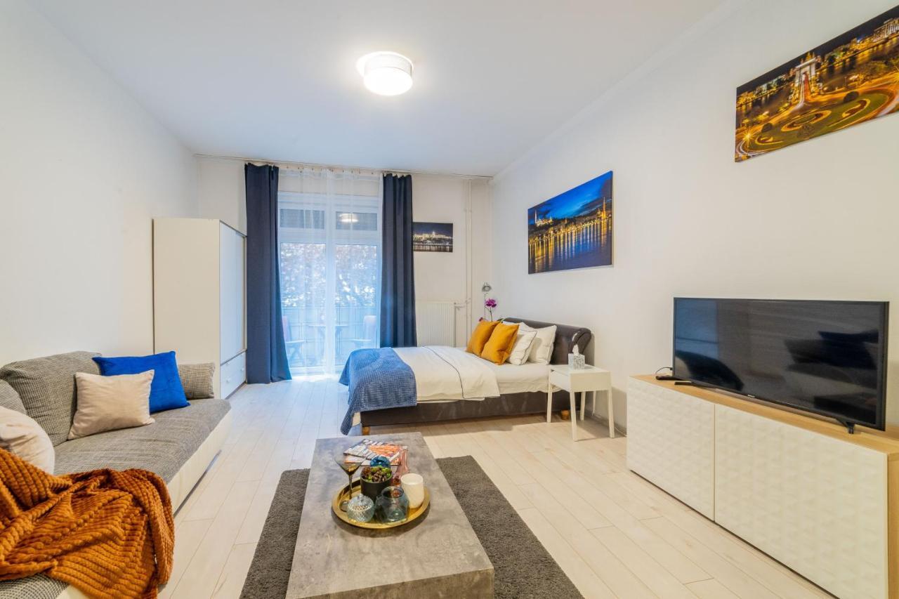 Del Mar Apartment Boedapest Buitenkant foto
